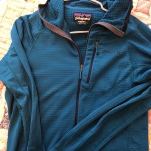 Patagonia R1 hoodie